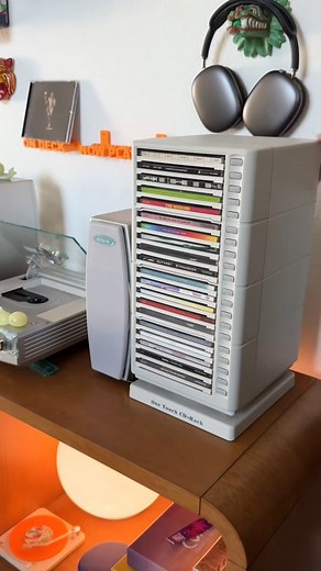 HIFI RETRO on Instagram: "In the 1990s, the CD became widespread in households for very concrete reasons. It was cheaper to manufacture than vinyl, easier to press, store, and distribute. For the music industry, margins were higher and production constraints far lower. This shift led to a clear increase in releases. More albums, more reissues, more compilations, entire catalogs brought back to market. The CD made it possible to produce more, faster, and to reach a wider audience. Music circulate