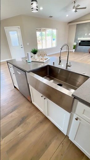 Hesperia Home Tour: New Build, 4 Bed, Half Acre