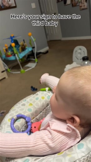 13K views · 77 reactions | Idk why but the screen is sooo blurry 凉凉凉凉 that make me want a million more babies #babyfever #thirdbaby #momofboth #havethethirdbaby #pregnancy | NicoleShamlin | Facebook