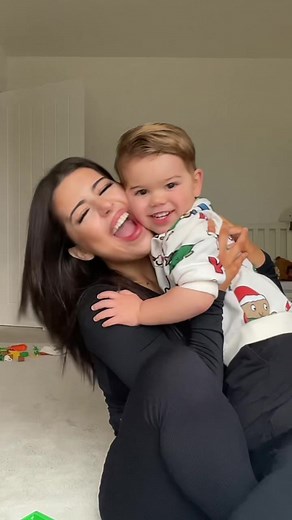 Heartwarming Mom and Son Moments: Sophie Grace