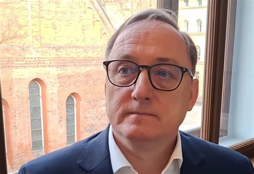 ECB atbrīvosies trīs vadītāju vakances – Mārtiņš Kazāks gatavs kandidēt