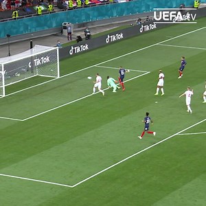 🇫🇷 Karim Benzema on 🔥 🔝 Best goal here? #EURO2024 | Équipe de France de Football | UEFA EURO