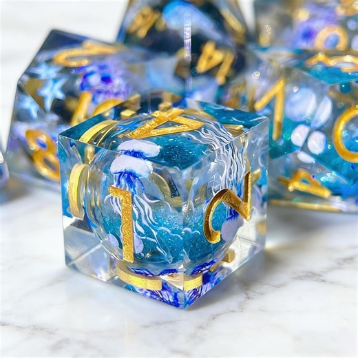 Deep Sea Jellyfish Liquid Core Dice Set, Resin Sharp Edge Polyhedral Dice, D&D Dice for Dungeons and Dragons, Blue Flowing Sand RPG Dice - Etsy