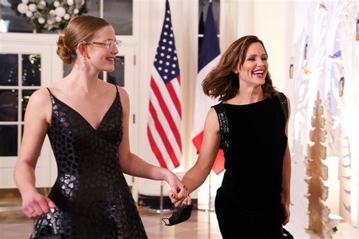 Why does violet Affleck wear a mask? Reason explained as Ben Affleck’s daughter’s demands clean air at UN