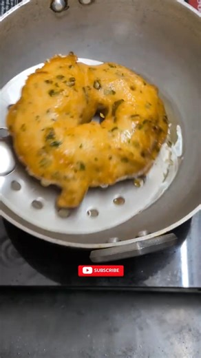 How to make Medu Vada | Crispy & Tasty Vada Recipe #sambharvada #meduvada #cooking