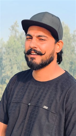 Rahul kumar ✪ on Instagram: "तेरे साथ मसला ही रूह का है ❤️🫂 @babafitness2008 #babadurjan #trending #instagood #instagram #viral"