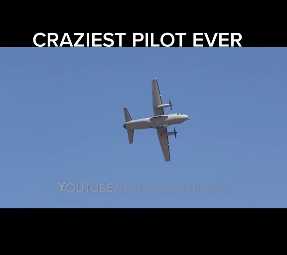 #fyp #foryou #foryoupage #xyz #airshow #AVIATION #PILOT #crazy #italy #italianairforce #riat #c27spartan #riat #stunt #jet
