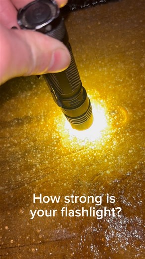 MELTING ICE with a FLASHLIGHT??? #edc #streamlight #flashlight #ice #winter #shorts