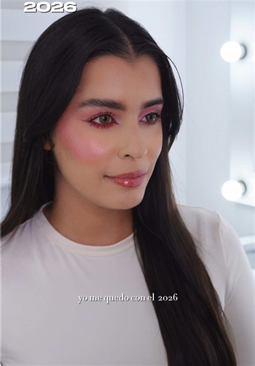 Si el maquillaje del 2016 volviera a ser tendencia, con cual maquillaje te quedarías 2016 o 2026? 💕👀 Aquí les hago la comparación usando solo @Ruby Rose Colombia #makeup #tutorial #2016vs2026