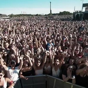 2.5K views · 210 reactions | Nothing like a good old fashioned #FULLSEND with the homies NELK at the biggest party of the summer Boots & Hearts Music Festival Coors Banquet Canada !!!!!! Love you all 落❤️ Thanks for making our trip back to the main stage unforgettable. | James Barker Band | Facebook