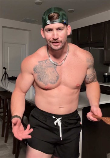 At home chest and arm trainer #homegym #gym #workoutequipment