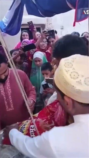 Grandfather gifted granddaughter 5 taka coin equal to her weight at her wedding