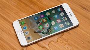 iPhone8P升iOS12上手测评，网友：被新功能吓到了！