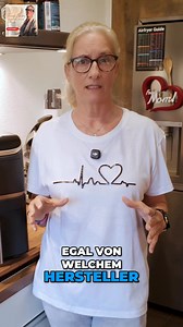 Braucht man wirklich eine teure Heißluftfritteuse? Meine Meinung: Ja! Ein Markengerät mit hoher Wattzahl heizt schneller auf, hält die Temperatur besser und macht Pommes knuspriger. Lass dich von der Wattzahl nicht abschrecken! #Heißluftfritteuse #Küchentipps #Kochen #Pommes #Markengerät | Frag Mom Airfryer Rezepte & Küchen Hacks