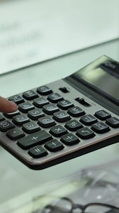 Download hand pressing keyboard for free