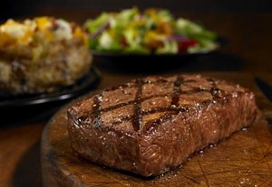 Outback Steakhouse: Lunch & dinner coupons valid through Sunday