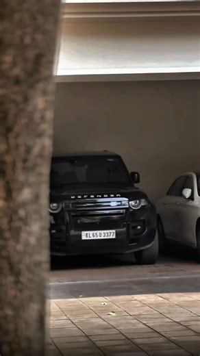 ‎ / جزل‎ on Instagram: "തറവാട്ടിൽ ഒരു ആന 🐘🖤 . . . #fypシ #defenders #trending #fypシ゚viralシ #viralvideos"