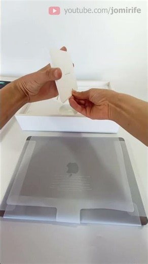Unboxing des Apple Macbook Pro 13-Zoll 🇩🇪