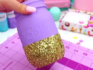 9.7K views · 492 reactions | DIY BRIGHT & FUN ROOM DECOR! By:@Gillian Bower | Creative Tips | Facebook