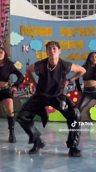 Un show más 🔥 Inscripciones abiertas para que formes parte de Élite Dance Studio 🩵