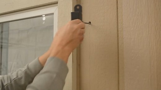 Watch Window Bar Quick Release Unit Installation on Amazon Live