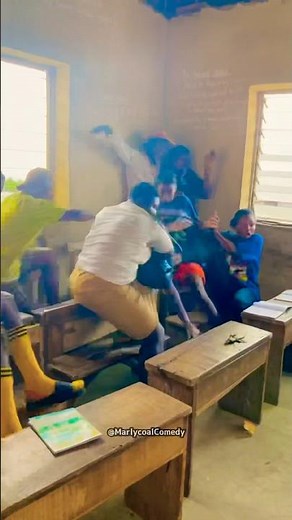 English Classroom🤣😂😂 #funny #comedy #school #englishcomedy