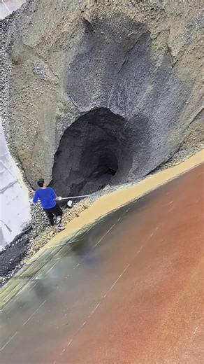 Miningsolution on Instagram: "It's Not Just About Size! Why Aggregate Shape is Your Secret Weapon for Better Concrete & Asphalt You know the specs for aggregate size, but do you pay enough attention to its SHAPE? 🧐 It’s a game-changer for strength, durability, and cost-efficiency. Here’s why: 🔹 Cubical & Angular Shapes = Superior Performance Stronger Interlock: Creates a more stable skeleton in concrete/asphalt mix. Higher Density: Reduces voids, needs less binder (cement/bitumen), saving mate