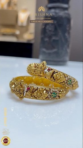 Exquisite 22K Gold Bangles with Emerald & Ruby Accents | Timeless Elegance