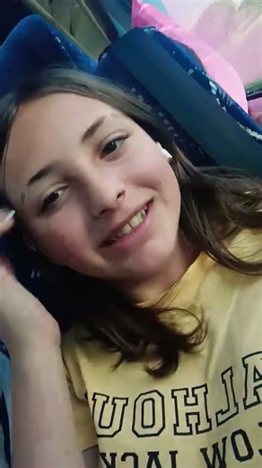 hii I am so mean I still my friend phone