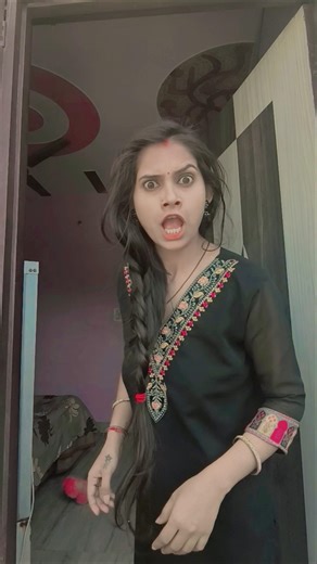 english aati hai 😆🤣🤣#comedy #funny #ytshorts #youtubeshorts #viralvideo
