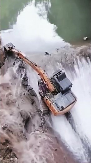 Innovative Advanced Tools And Machines For Dredging Large Stones Precisely Cool #Shorts