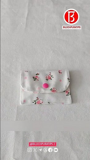 Make a single-layer card holder from just one piece of fabric