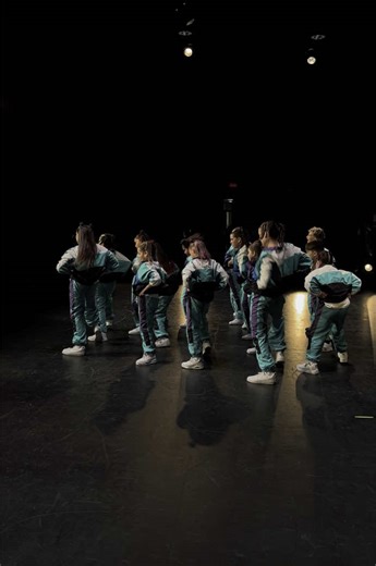 G-power, gold et meilleur pointage troupe novice à limelight. double platine coup de cœur du juge à 2 move :)) #dance #dancecomp #dancecompetition #competition #2move #limelight