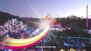 Christmas shines brightest at the #1 Theme Park in the U.S. Smoky Mountain Christmas presented by Humana is back now - Jan. 1. | Dollywood