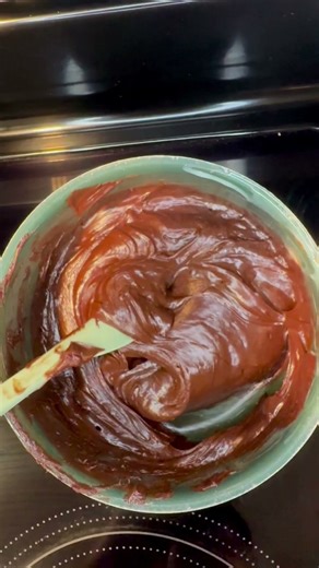 This fudge is so easy it feels like cheating…but tastes like luxury. #recipeswithrachel