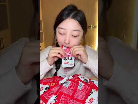 New Year's Special: Young Shoppers' Must-Have Treats