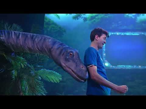 Natural History Museum presents Dinosaurs Live!