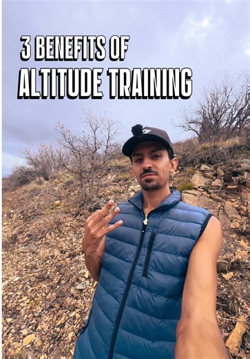 3 reasons why altitude training is beneficial for long distance runners 🏃🏃‍♀️ Reason No.1 — More red blood cells. Training at altitude boosts your red blood cell count, helping your body carry more oxygen when you return to sea level. Reason No.2 — Greater efficiency. Your muscles learn to use oxygen smarter, so you can hold pace longer with less effort. Reason No.3 — Bigger endurance gains. Altitude training stresses your system just enough to build stamina, resilience, and race-day power. Tr