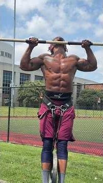 BUILDING MUSCLE MASS WITH WEIGHTED CALISTHENICS