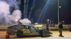 Michael Altobelli WINS the $5,000 main event in a thrilling race here at Natural Bridge Speedway with the Modified Mafia Tour!! 🥈: Ray Cable 🥉: Chris Arnold 📸: Austin Bumgarner Media | 357’s World of Dirt