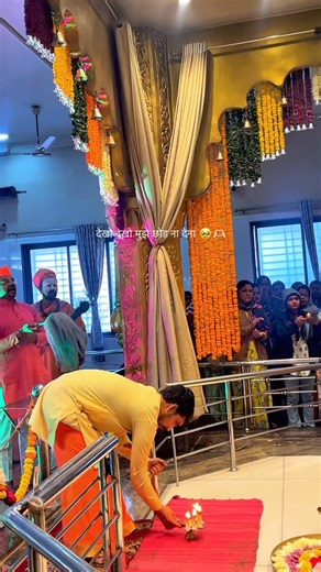 kamptee_vibezzz on Instagram: "देखो देखो मुझे छोड़ ना देना 🥹🫶🏻 . . . . #supportlocal #kampteeisawsome #instagood #instalike #instagramers #kamptee #viralvideo"