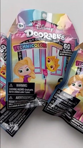SO COLORFUL! Disney Doorables Technicolor Unboxing! 🌈