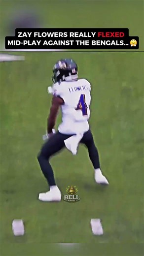 He Really Decided To Do That Mid-Play Is Crazy... #nfl #shorts