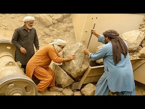 "Who Wins? 3 Operators Battle a Giant Rock Crusher – Insane Show!"