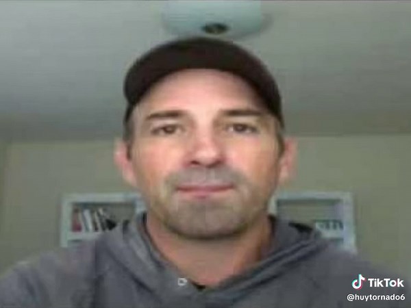 Tornado Spotting with Sean Casey: A Storm Chaser's Journey