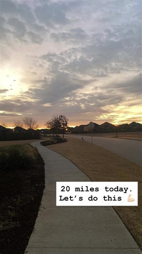The land has great sky ⛅️ 3 weeks to my marathon. Peak week ✅ #running #sky #marathon #teachersoftiktok #runrunrun