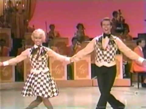 The Lawrence Welk Show - Grammy Award Songs - 01-12-1974