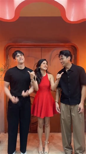 Perfect example ba ng TDH? Baka MiLi 'yan! 😍 🎥: Michael Sager on Tiktok #MichaelSager #EmilioDaez #ShuveeEtrata #PBBCollabWithGMA | GMA Network