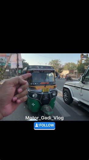 One two wheeler 3 passenger #traffic #trend #motovlog #viral