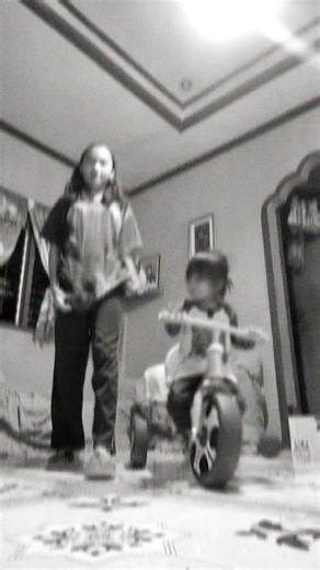 vine_🎀😘 (@lyravineone)’s videos with original sound - Sam